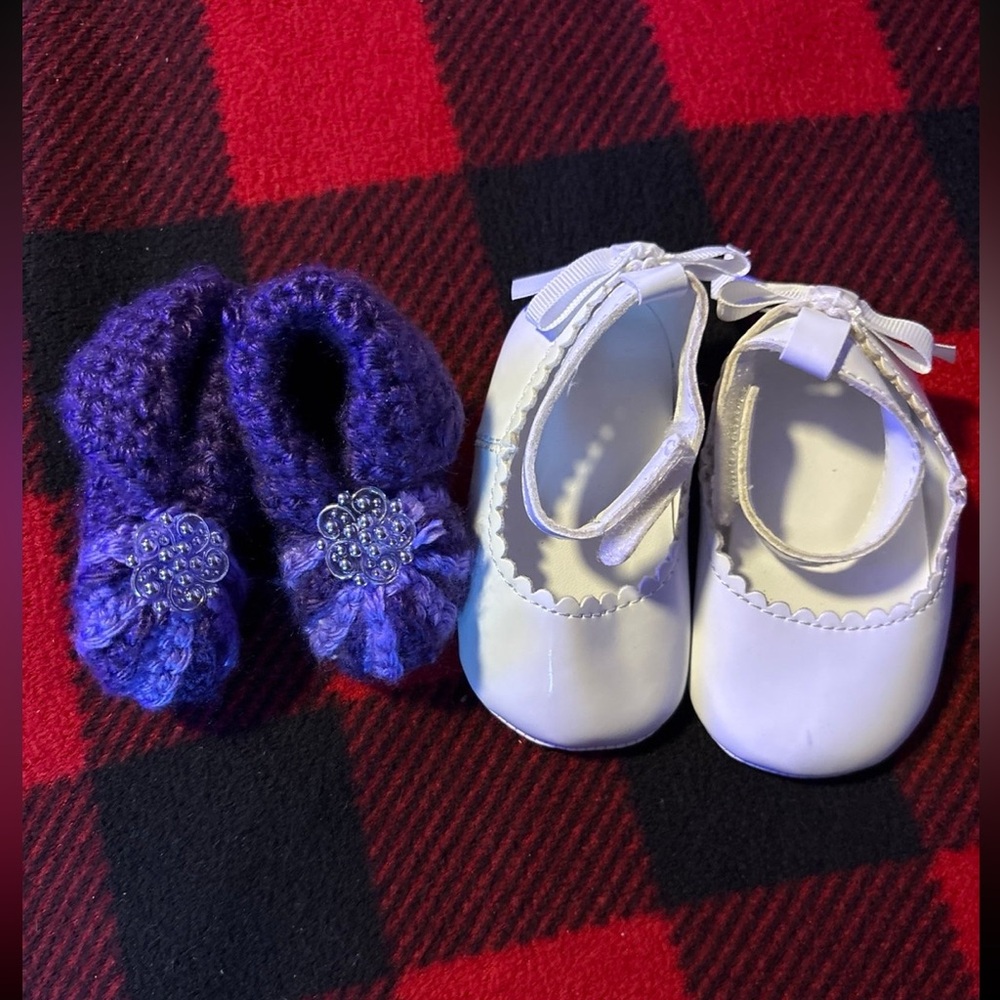 Elegant White and Purple Baby Shoes Set